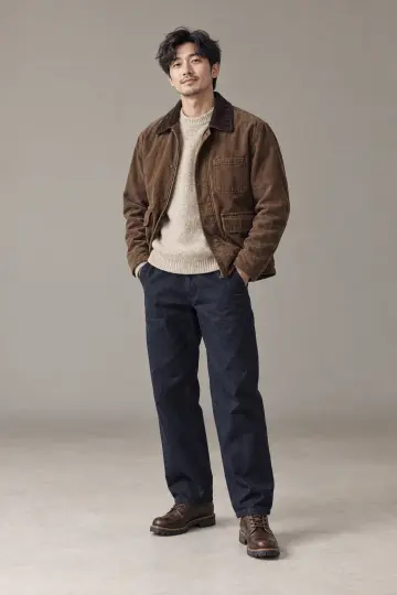 청바지와 브라운 재킷 전신 코디 사진 (겨울 자켓)