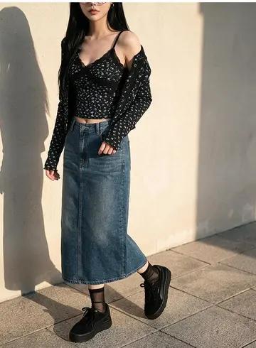 블랙·차콜 톤 가디건 전신 코디 사진
