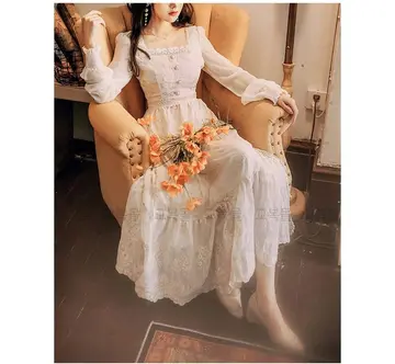 카멜·베이지 톤 플라워 롱원피스 전신 코디 사진