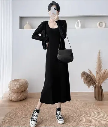 블랙 롱원피스 전신 코디 사진