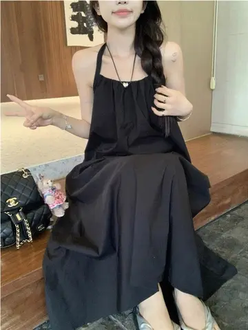 블랙 원피스 전신 코디 사진