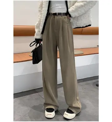 그레이·차콜 톤 와이드 슬랙스와 코트 전신 코디 사진
