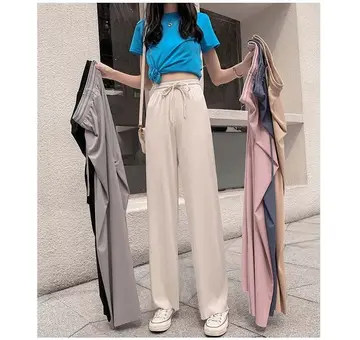 스카이블루·블랙 톤 와이드팬츠와 반팔티 전신 코디 사진
