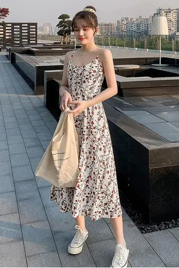 플라워 미디원피스 전신 코디 사진