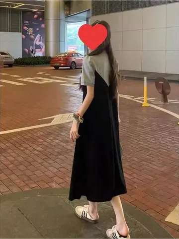 그레이 오버핏 원피스 전신 코디 사진