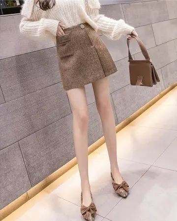 브라운 울 스커트와 니트 전신 코디 사진