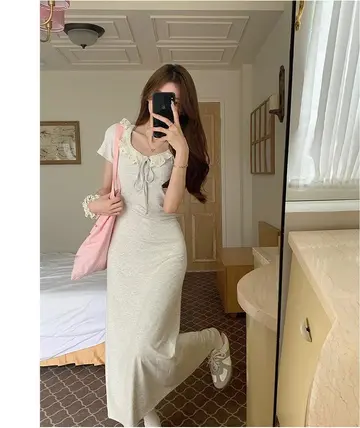 그레이 롱원피스 전신 코디 사진