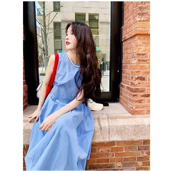 베이지·아이보리 톤 롱원피스 전신 코디 사진